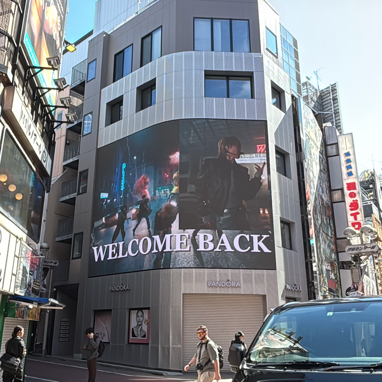 【】東京 新宿ユニ卡視覺屏 應援廣告案例（2026/0）
